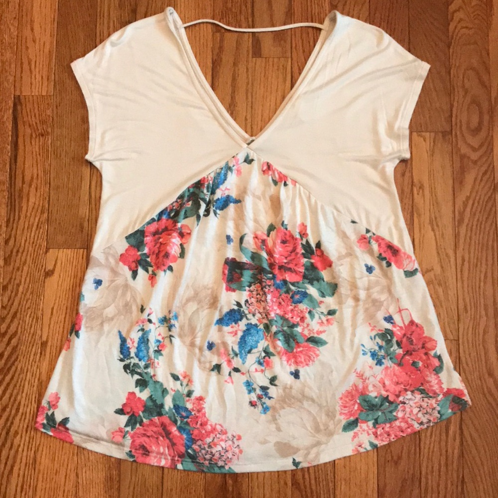 m t s Floral Shirt